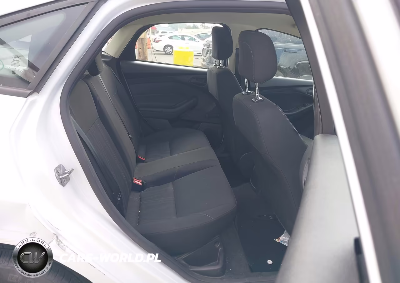 2018 Ford Focus S VIN:1FADP3E28JL244963 - 8