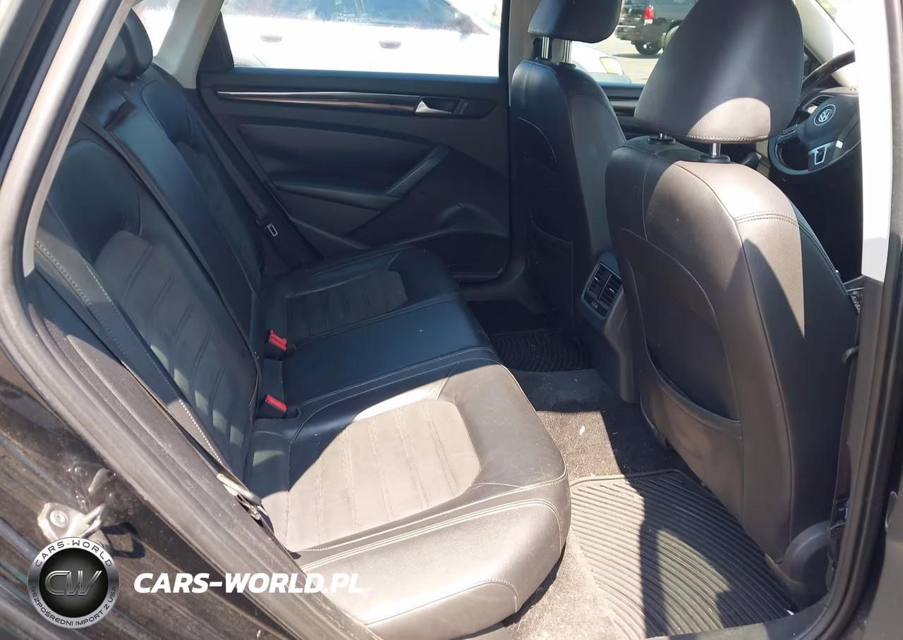 2014 Volkswagen Passat 1.8T Sel Premium VIN:1VWCT7A3XEC005702 - 8