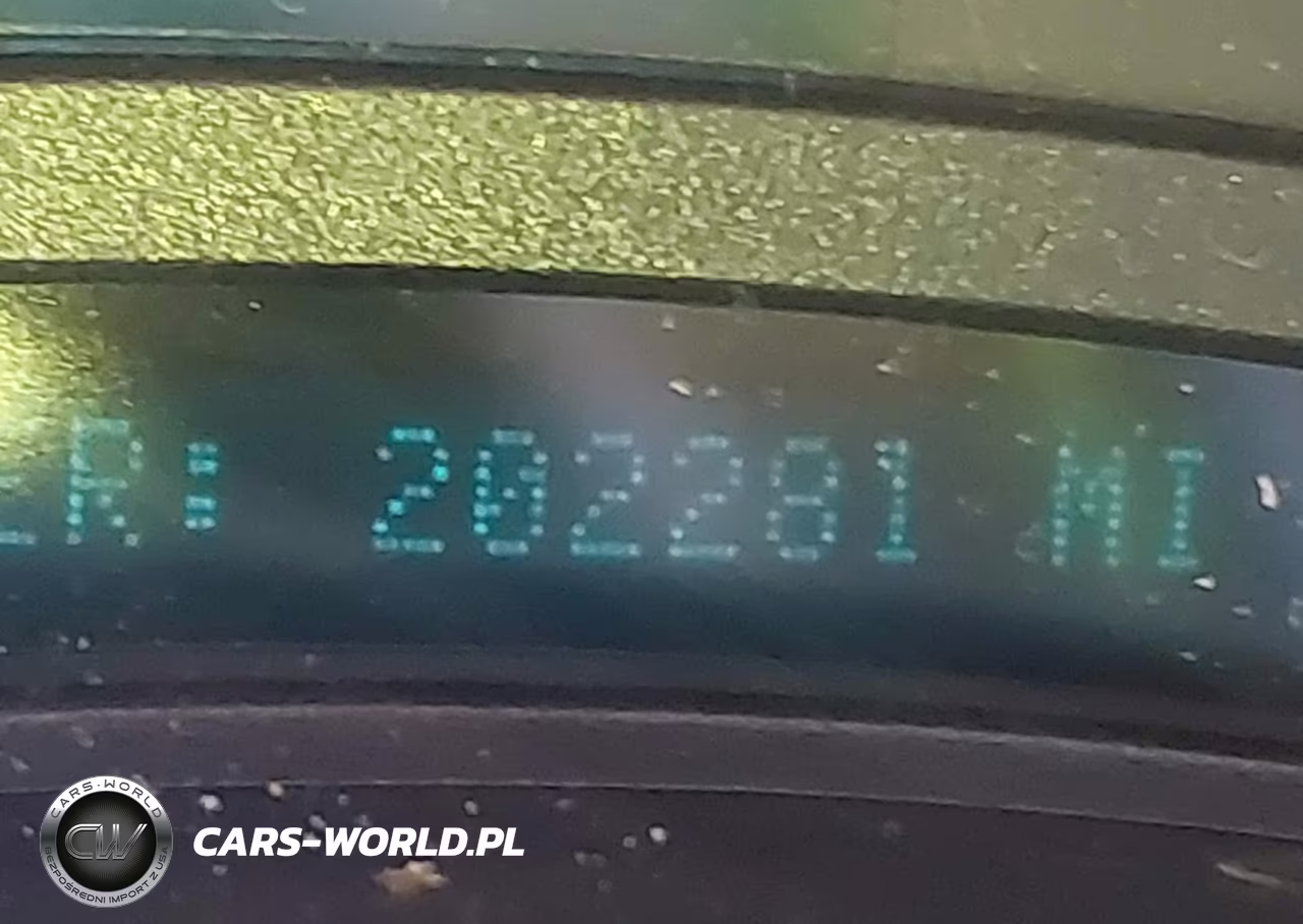 2005 Chevrolet Avalanche 1500 Z66 VIN:3GNEC12Z05G281743 - 7