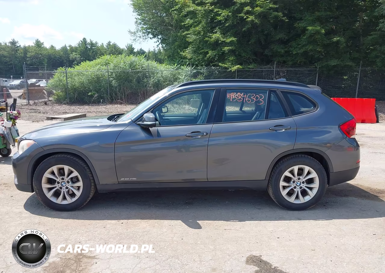 2013 BMW X1 xDrive28I VIN:WBAVL1C56DVR88224 - 12