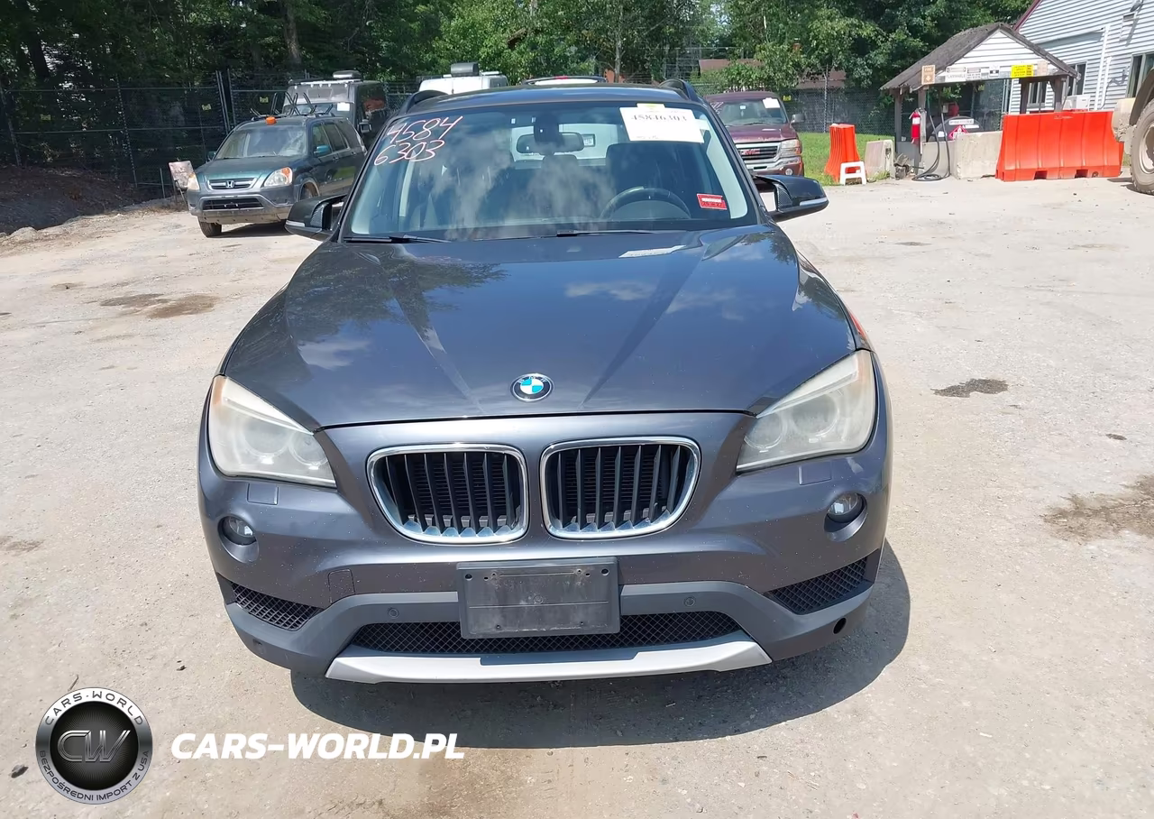 2013 BMW X1 xDrive28I VIN:WBAVL1C56DVR88224 - 13