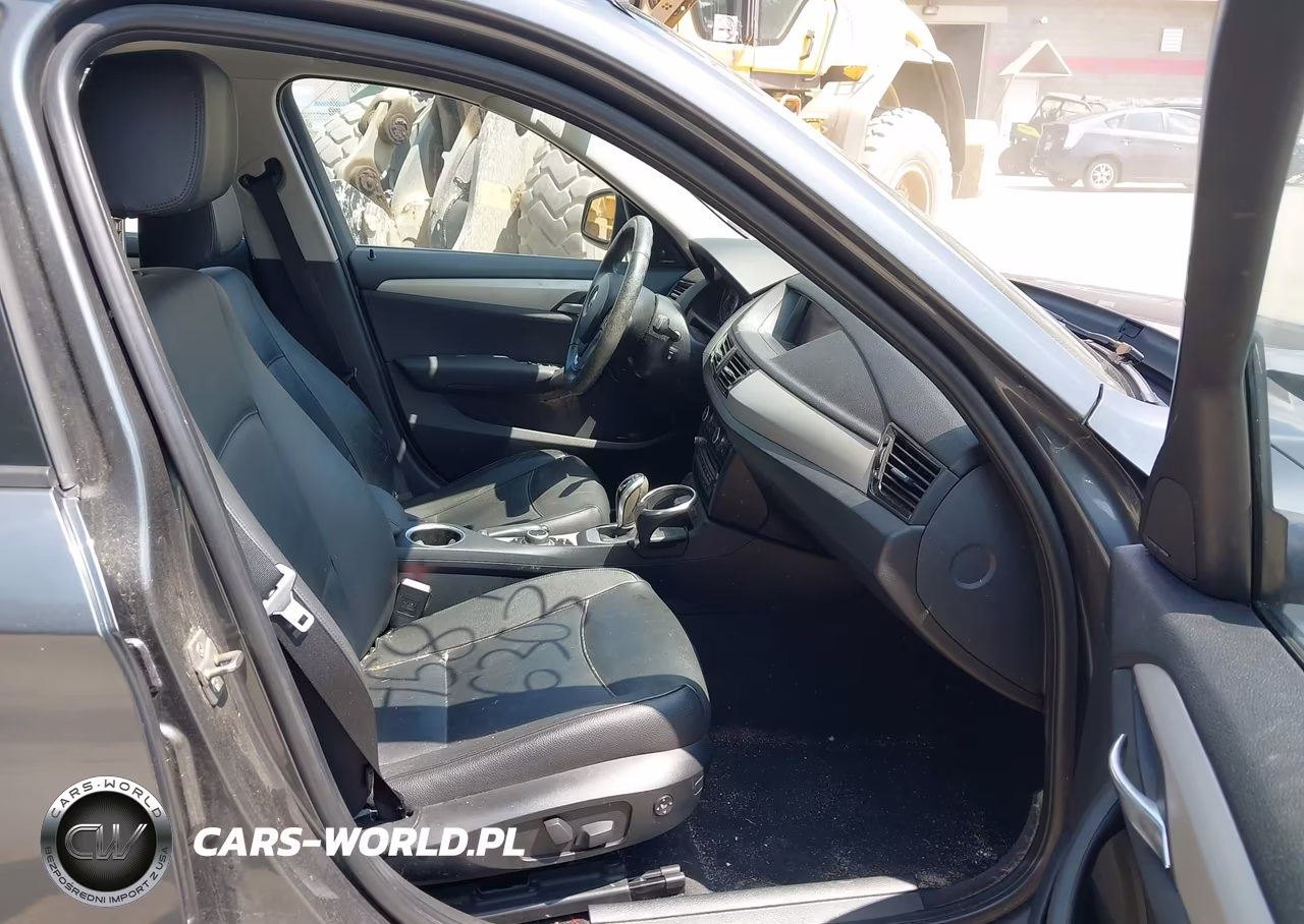 2013 BMW X1 xDrive28I VIN:WBAVL1C56DVR88224 - 5