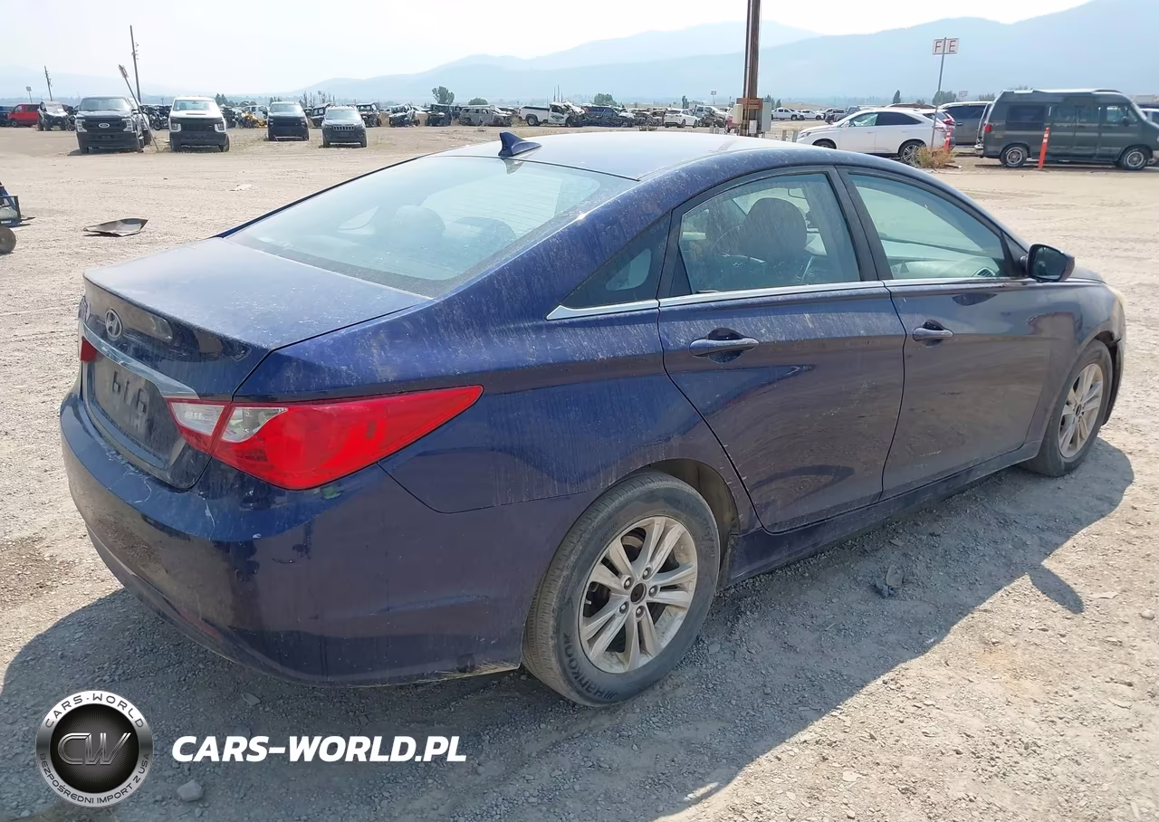 2011 Hyundai Sonata Gls VIN:5NPEB4AC2BH082397 - 4
