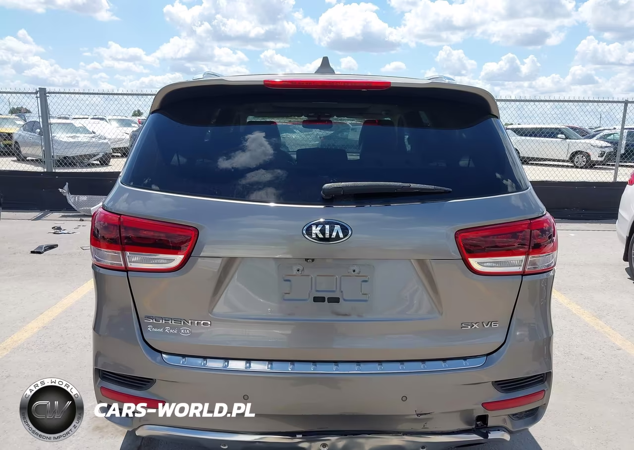 2016 Kia Sorento 3.3L Sx VIN:5XYPK4A54GG076075 - 16