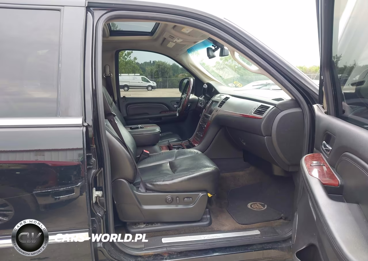 2009 Cadillac Escalade Standard VIN:1GYFK23269R190242 - 5