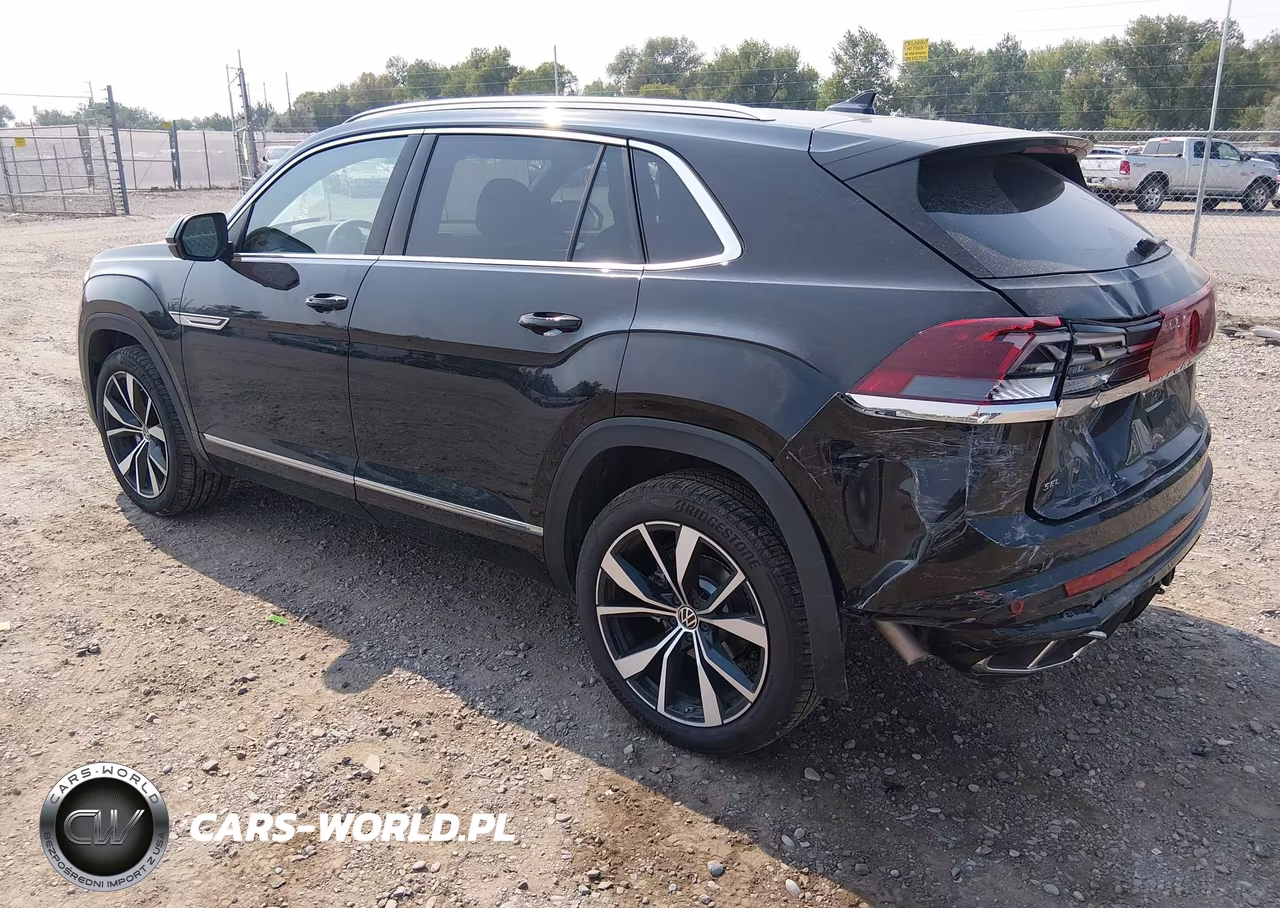2026 Volkswagen Atlas Cross Sport Sel Premium R-Line VIN:1V2FC2CA9TC213497 - 3