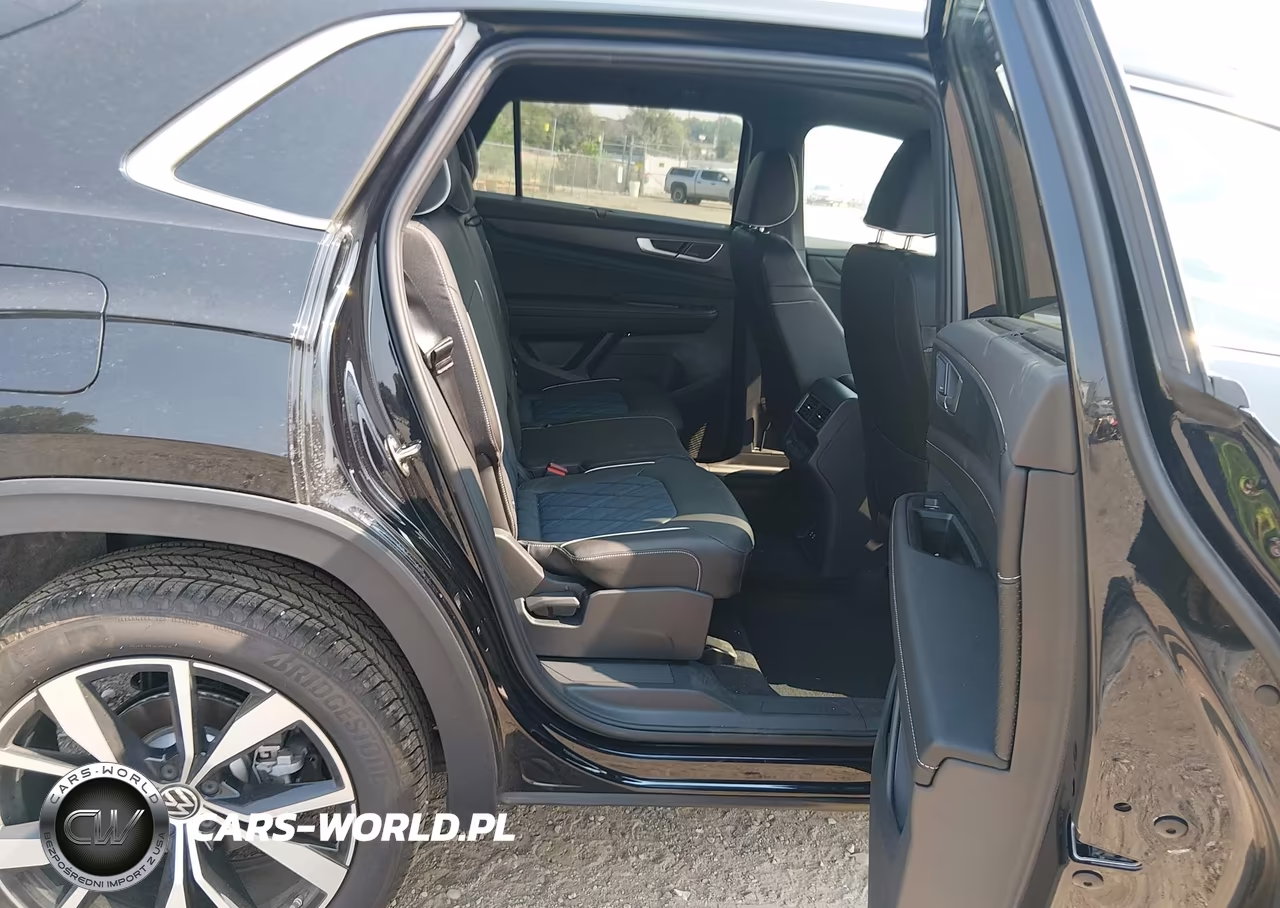 2026 Volkswagen Atlas Cross Sport Sel Premium R-Line VIN:1V2FC2CA9TC213497 - 8