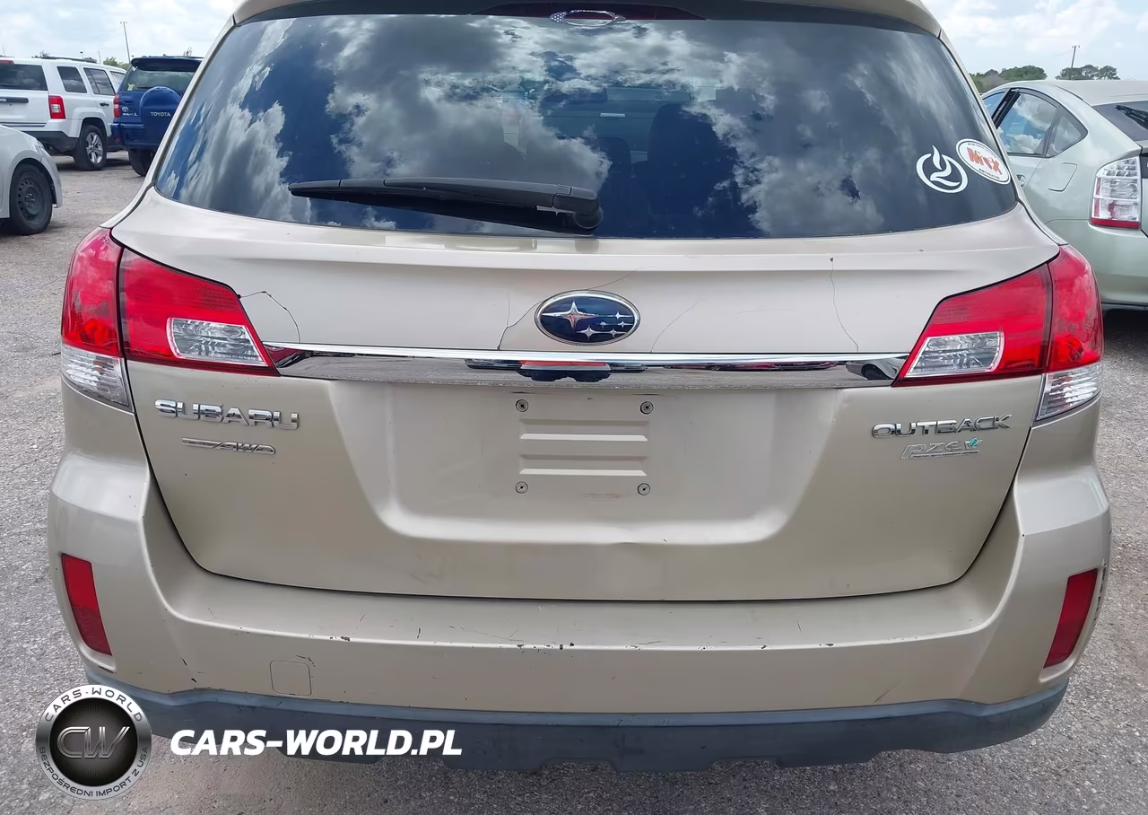 2010 Subaru Outback 2.5I Premium VIN:4S4BRBCC8A3349497 - 12