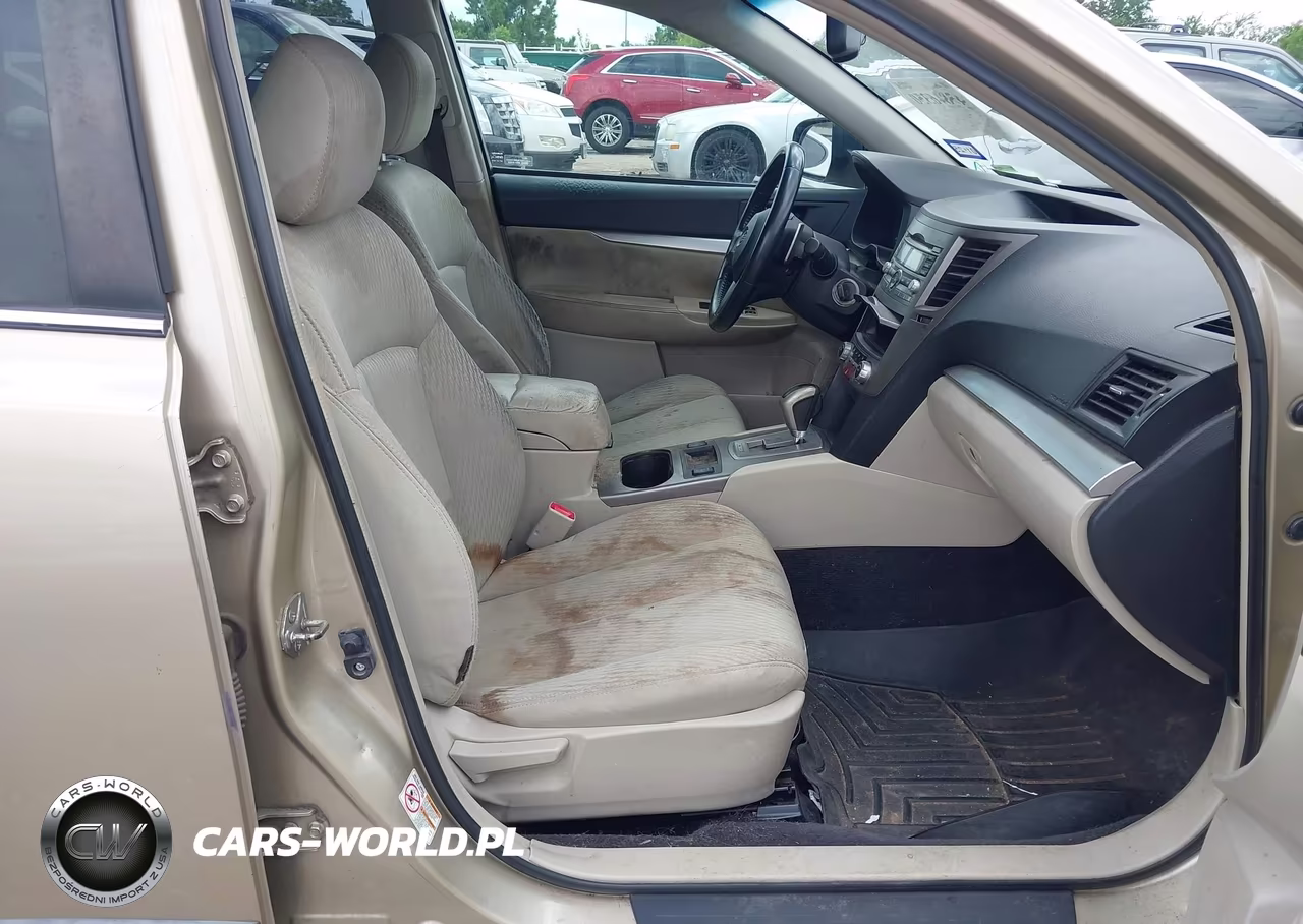 2010 Subaru Outback 2.5I Premium VIN:4S4BRBCC8A3349497 - 5