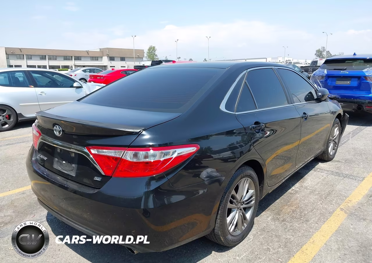 2016 Toyota Camry Se VIN:4T1BF1FK5GU252895 - 4