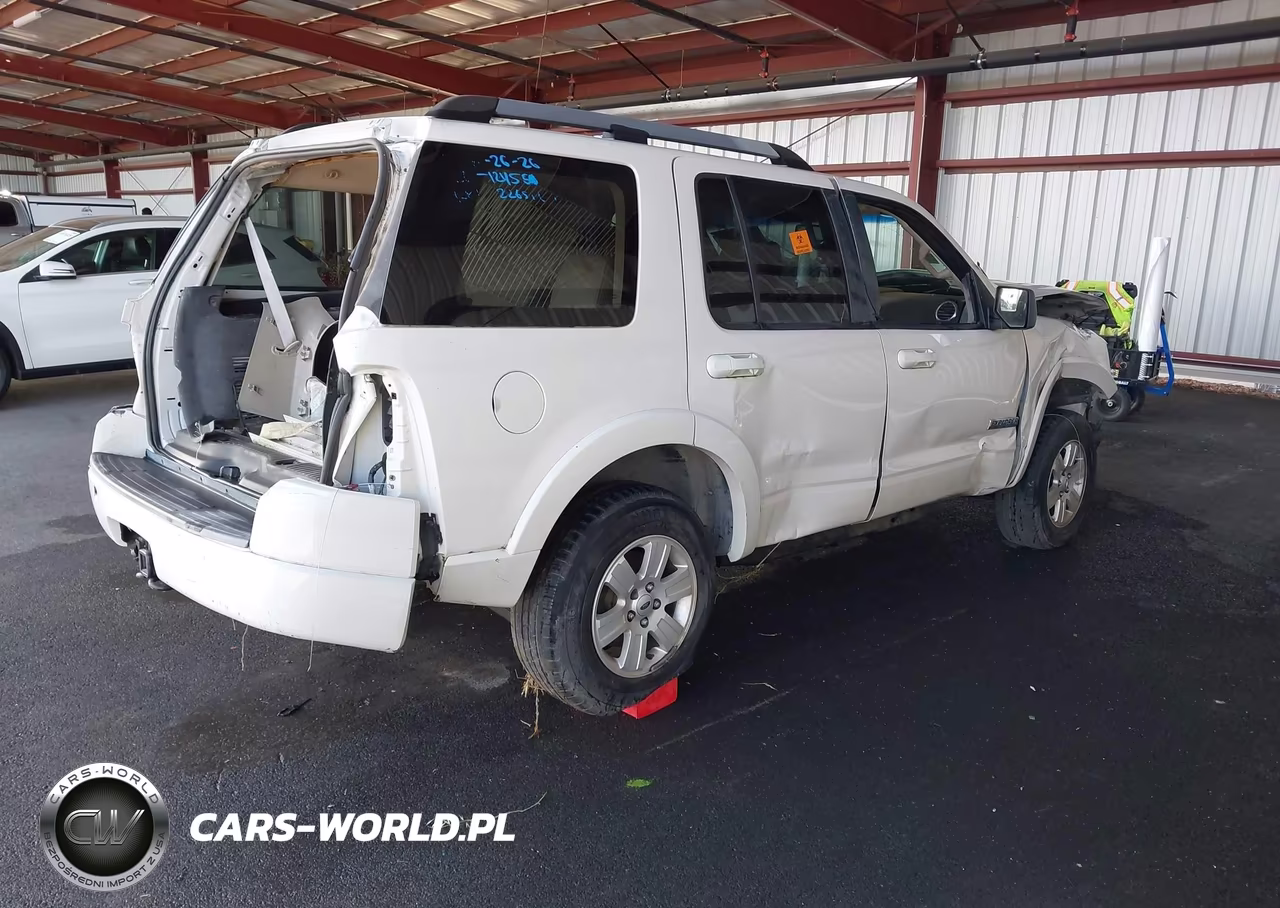 2008 Ford Explorer Xlt VIN:1FMEU73E78UA93707 - 4