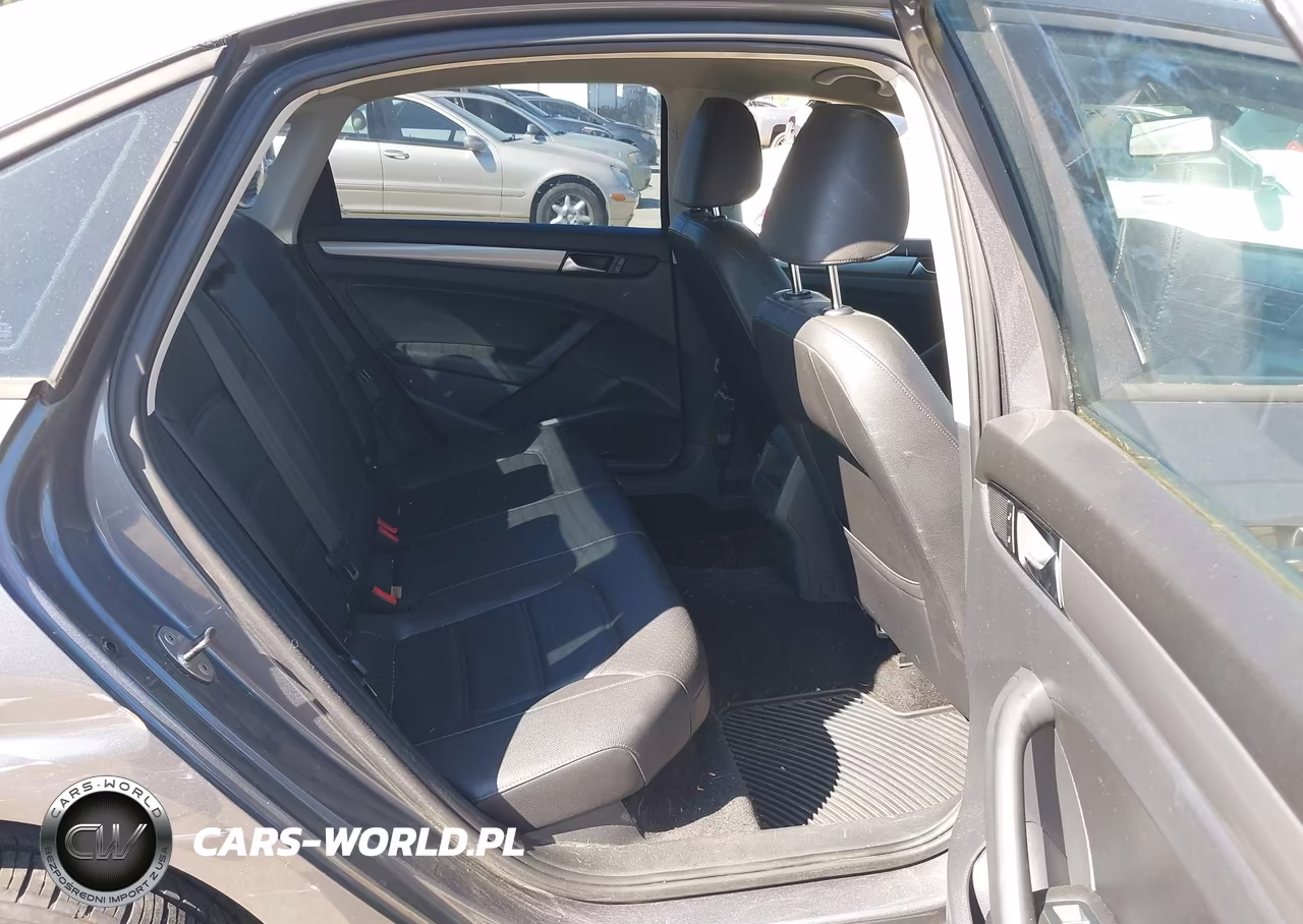2014 Volkswagen Passat 1.8T Wolfsburg Edition VIN:1VWAT7A35EC094957 - 8