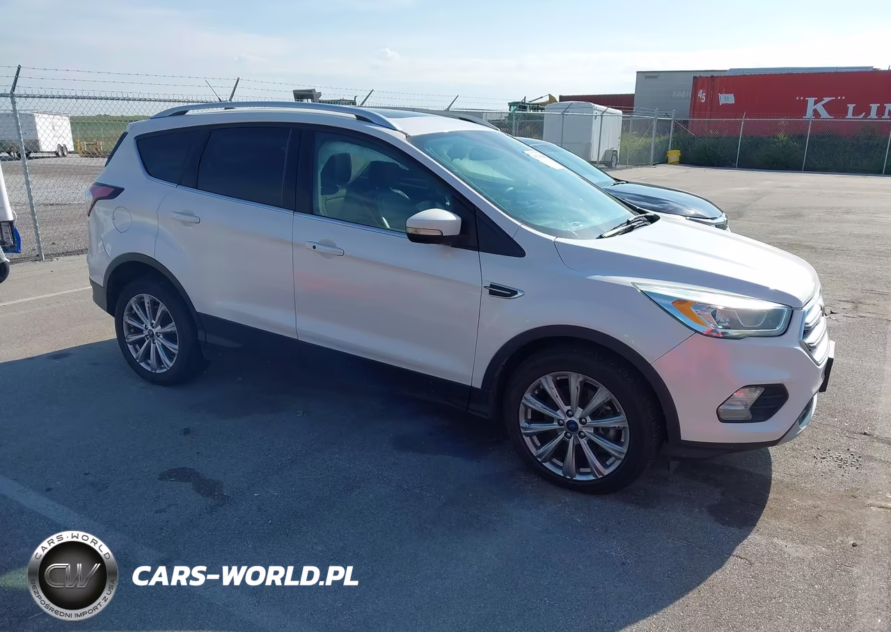 2017 Ford Escape Titanium – zdjęcie 1 z 16