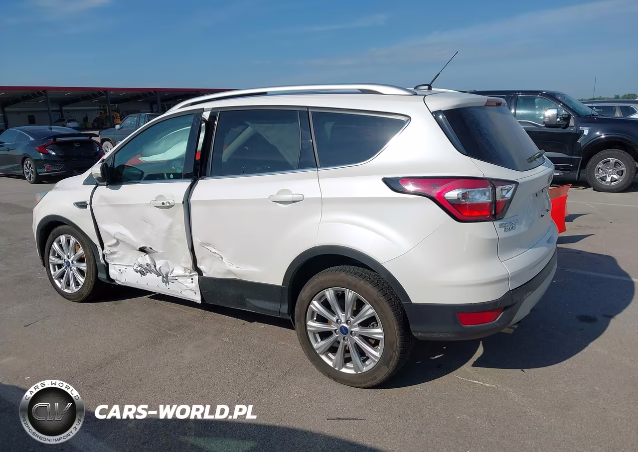 2017 Ford Escape Titanium VIN:1FMCU9J94HUD41131 - 14