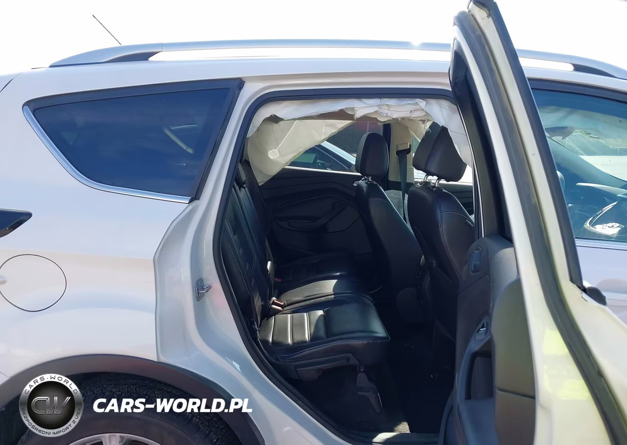 2017 Ford Escape Titanium VIN:1FMCU9J94HUD41131 - 8