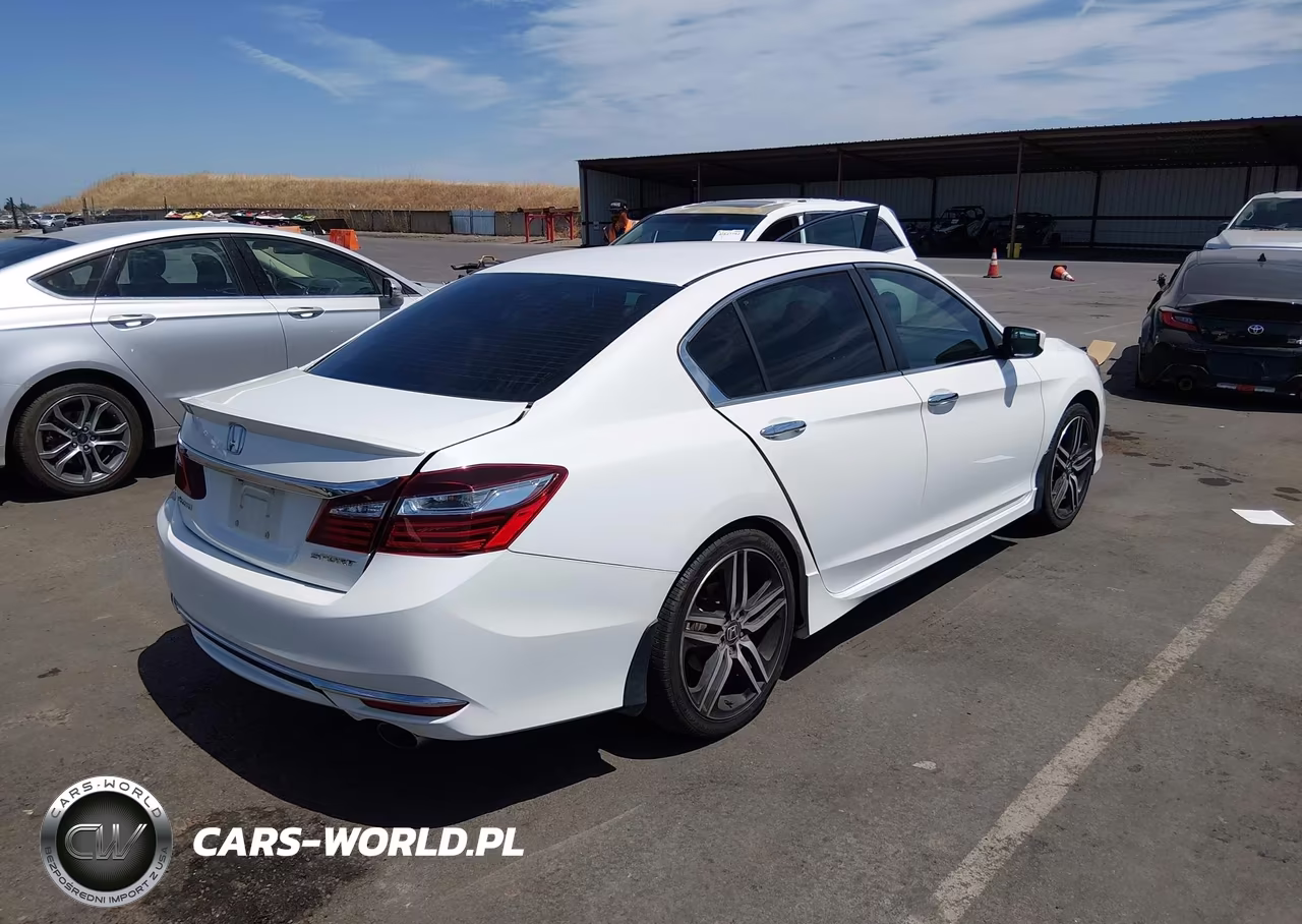 2017 Honda Accord Sport VIN:1HGCR2F54HA162867 - 4