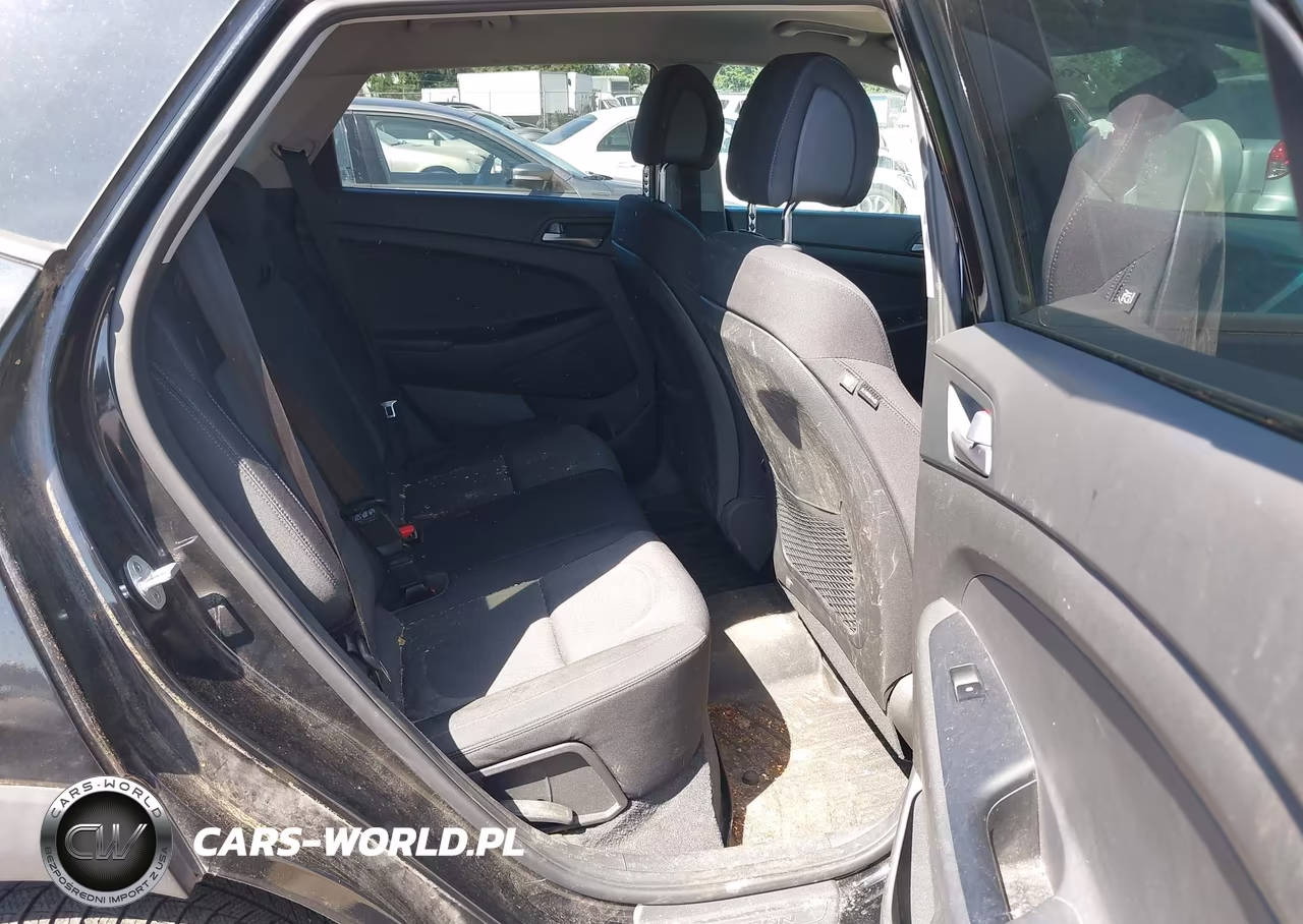 2017 Hyundai Tucson Sport VIN:KM8J3CA26HU315530 - 8