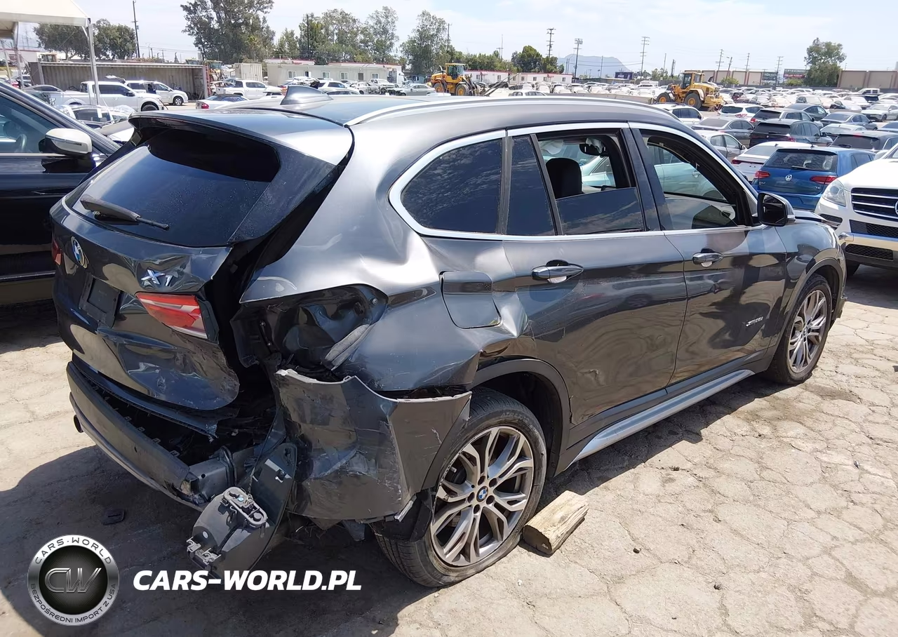 2017 BMW X1 xDrive28I VIN:WBXHT3Z33H4A58400 - 4