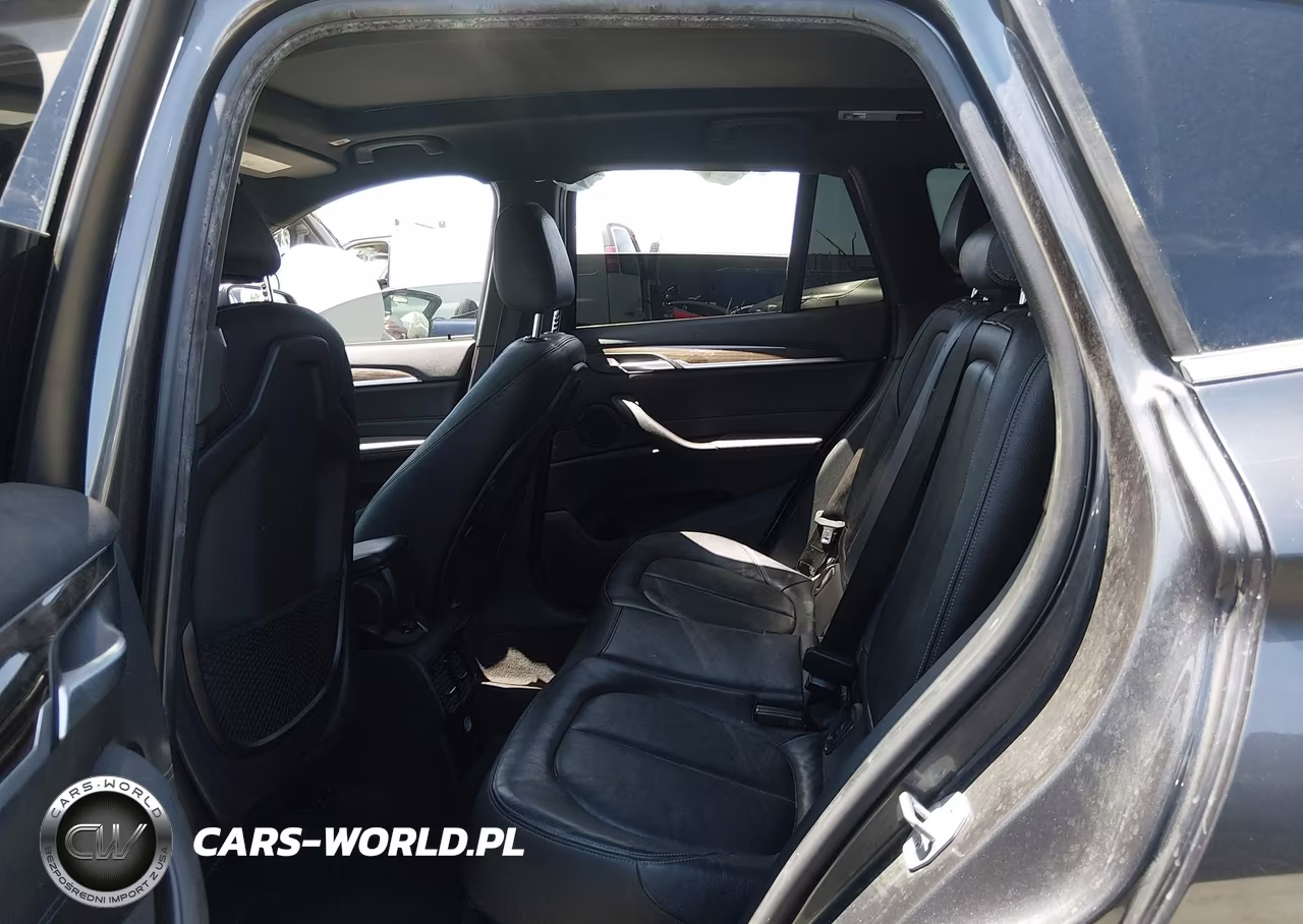 2017 BMW X1 xDrive28I VIN:WBXHT3Z33H4A58400 - 8