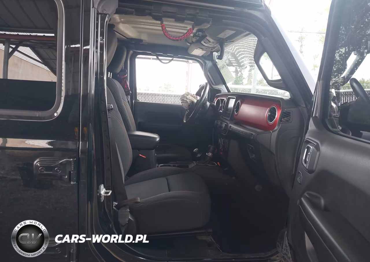 2019 Jeep Wrangler Unlimited Rubicon 4X4 VIN:1C4HJXFN0KW501918 - 5