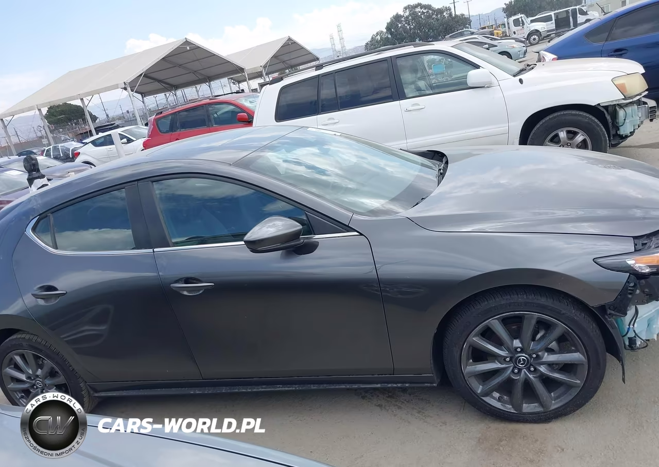 2021 Mazda Mazda3 Preferred VIN:JM1BPALL3M1338234 - 14