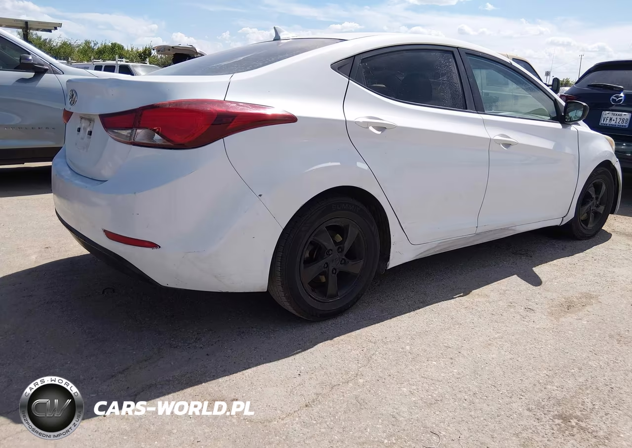 HYUNDAI ELANTRA VIN:5NPDH4AE4FH634483 - 4