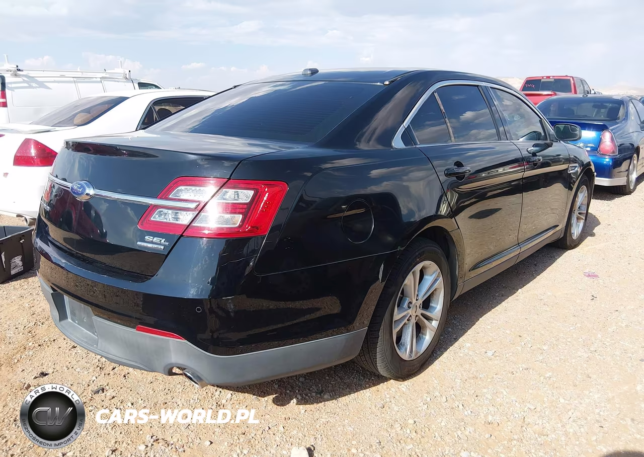 2017 Ford Taurus Sel VIN:1FAHP2E82HG135126 - 4