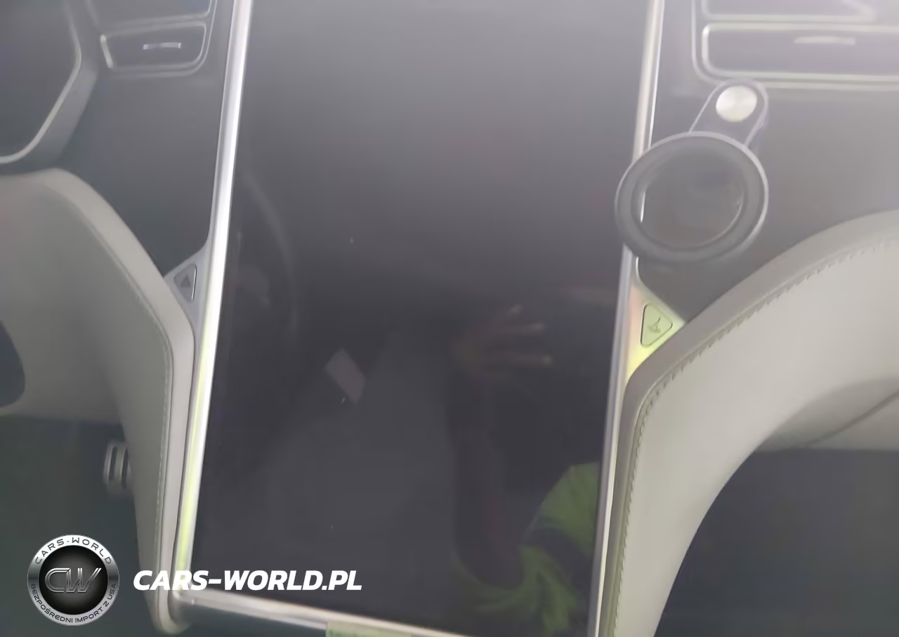 2015 Tesla Model S 70D-85D-P85D VIN:5YJSA1H23FFP76120 - 7
