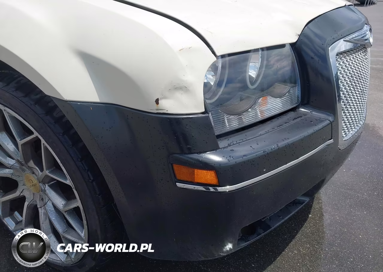 2005 Chrysler 300 VIN:2C3JA43R75H568580 - 13