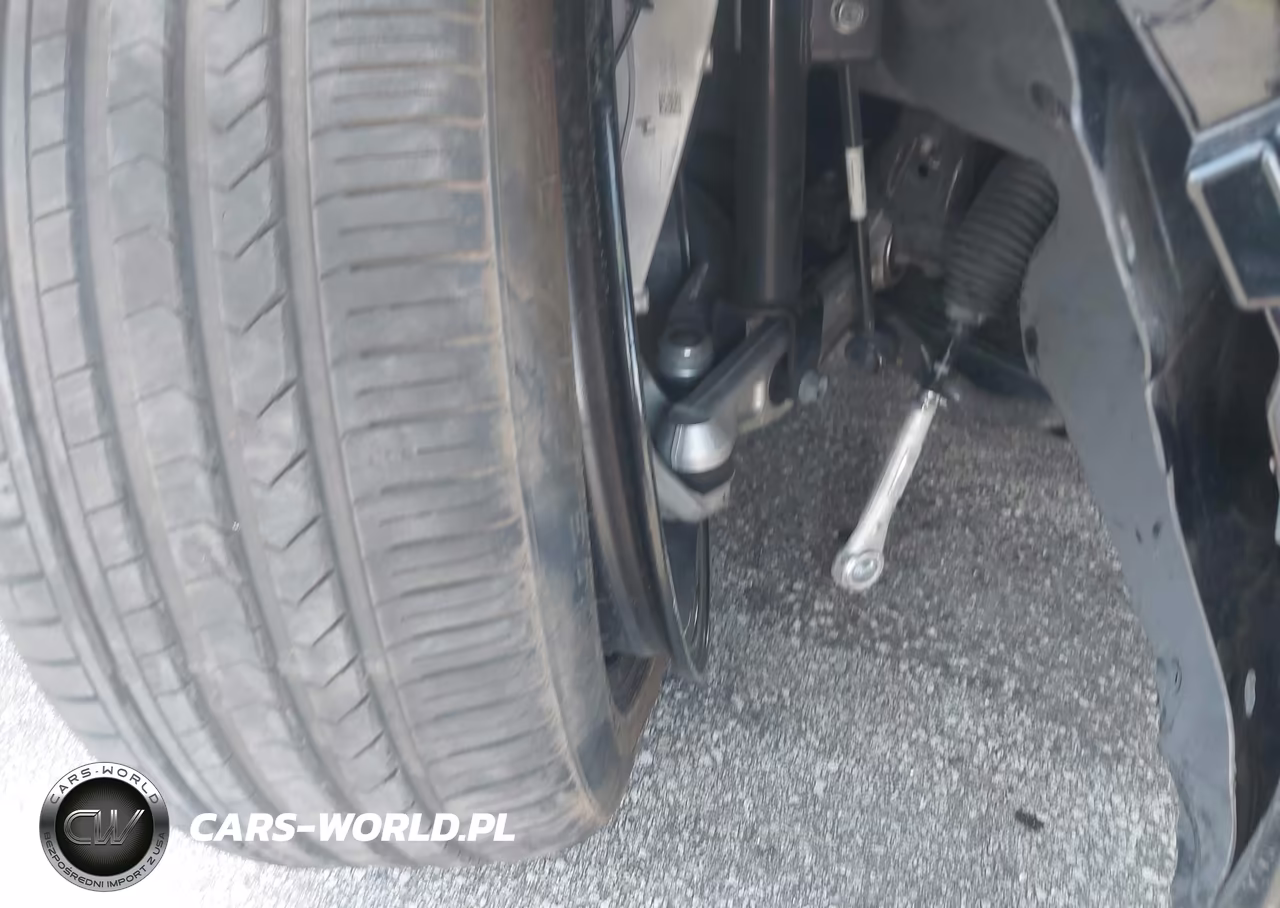 2026 Tesla Model Y Premium Rear-Wheel Drive-Rear-Wheel Drive VIN:7SAYGDED1TA417652 - 18