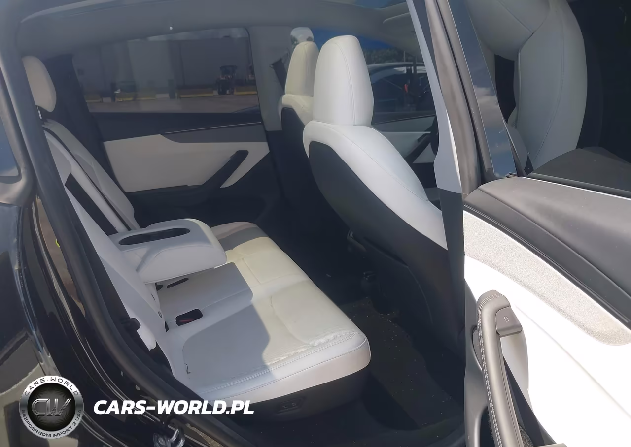 2026 Tesla Model Y Premium Rear-Wheel Drive-Rear-Wheel Drive VIN:7SAYGDED1TA417652 - 8