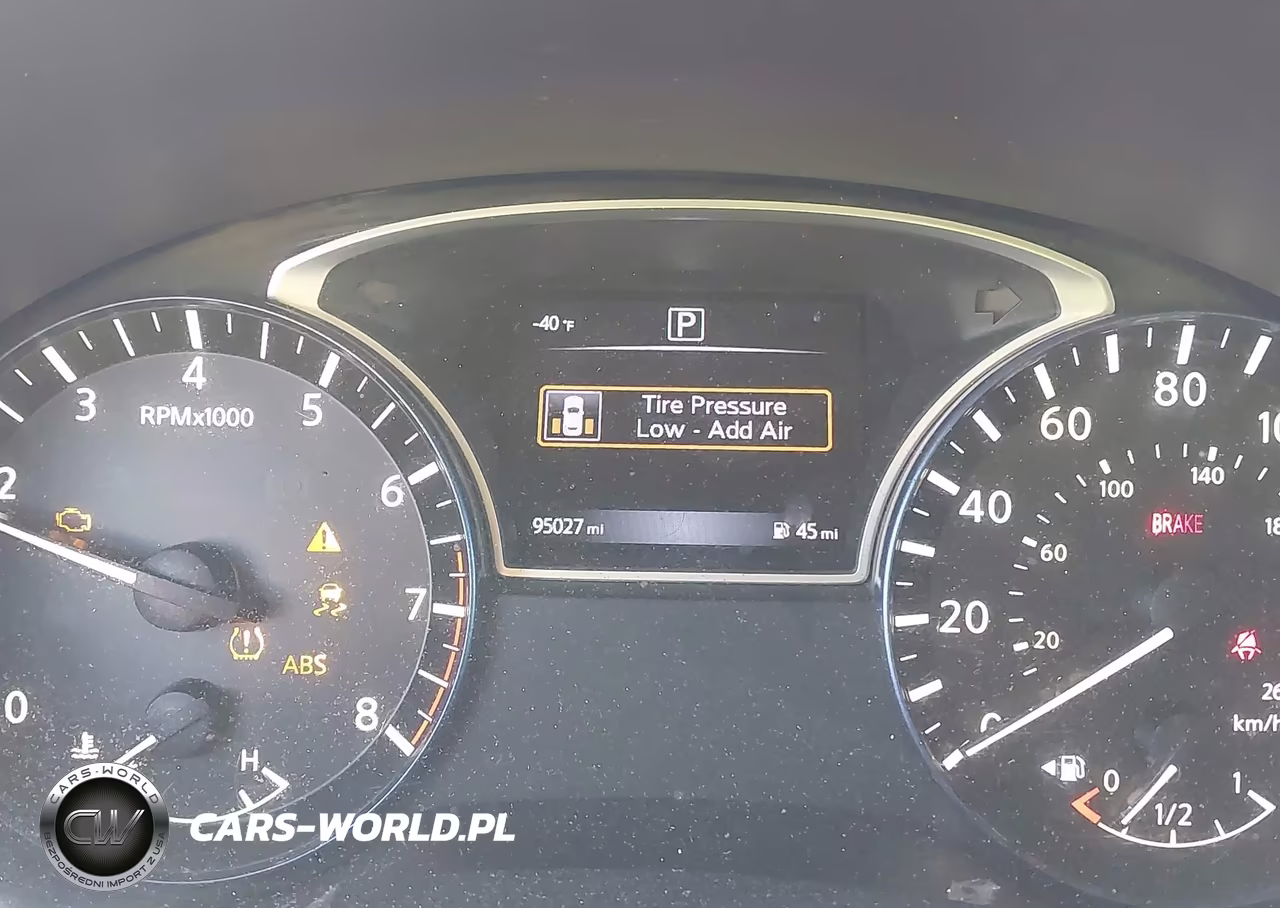 2017 Nissan Altima 2.5 Sr VIN:1N4AL3AP3HC185153 - 7