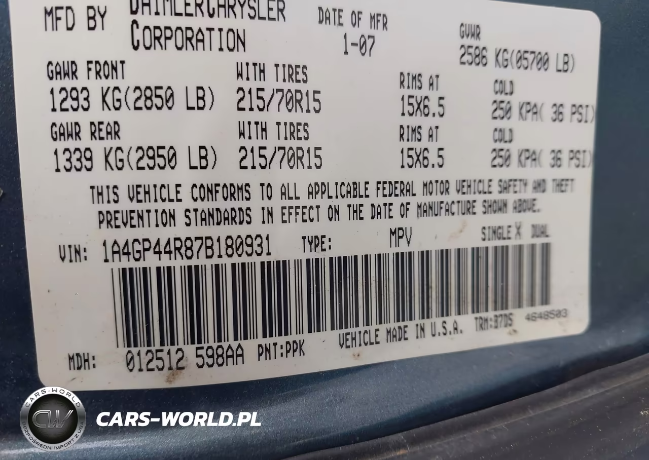 2007 Chrysler Town & Country Lx VIN:1A4GP44R87B180931 - 9
