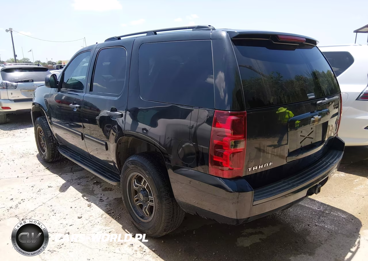 2010 Chevrolet Tahoe Ls VIN:1GNUCAE01AR174445 - 3