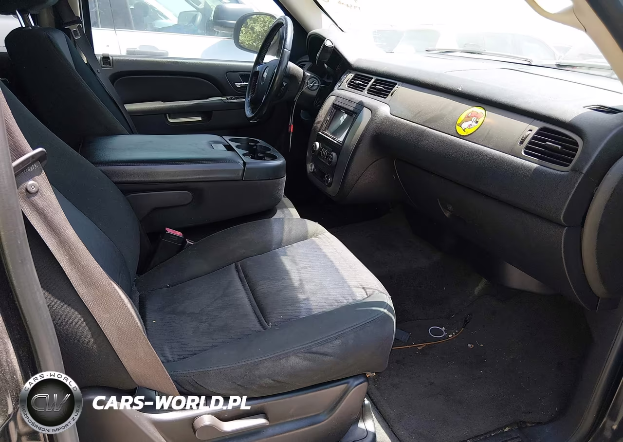 2010 Chevrolet Tahoe Ls VIN:1GNUCAE01AR174445 - 5