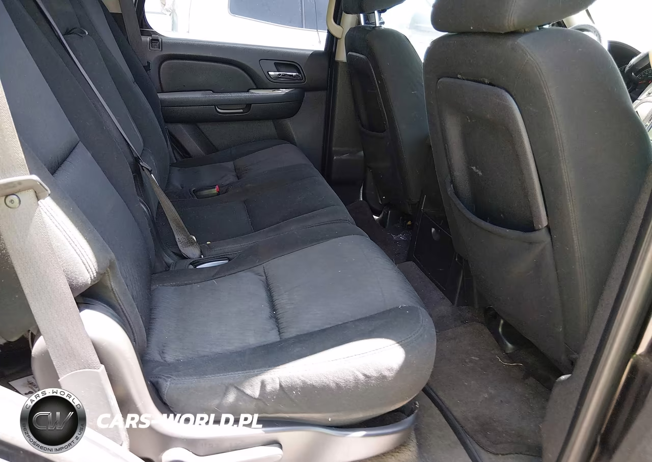 2010 Chevrolet Tahoe Ls VIN:1GNUCAE01AR174445 - 8
