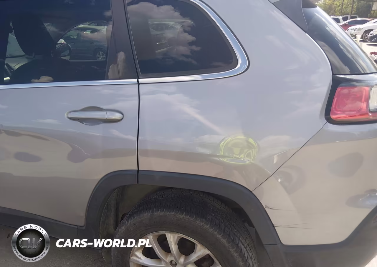 2019 Jeep Cherokee Latitude Fwd VIN:1C4PJLCB7KD203487 - 14