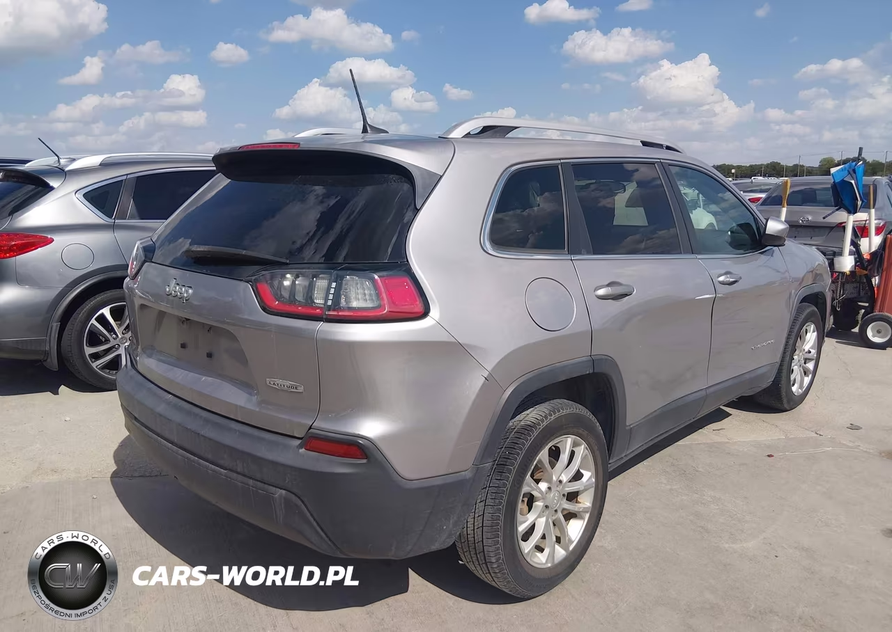 2019 Jeep Cherokee Latitude Fwd VIN:1C4PJLCB7KD203487 - 4