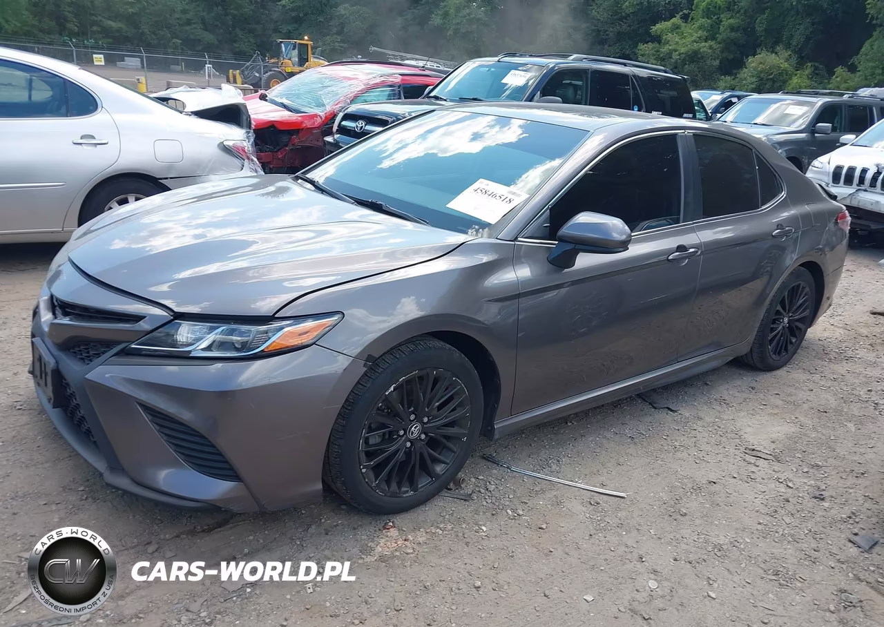 2018 Toyota Camry Se VIN:4T1B11HK5JU515860 - 2