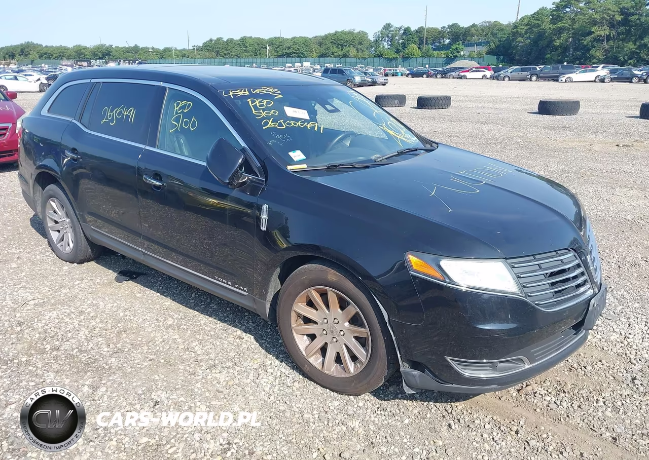 2018 Lincoln Mkt Livery