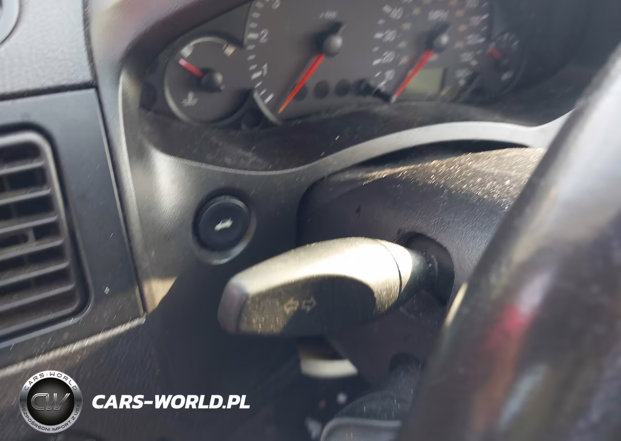 2005 Ford Focus Zx5 VIN:3FAFP37N35R152375 - 7