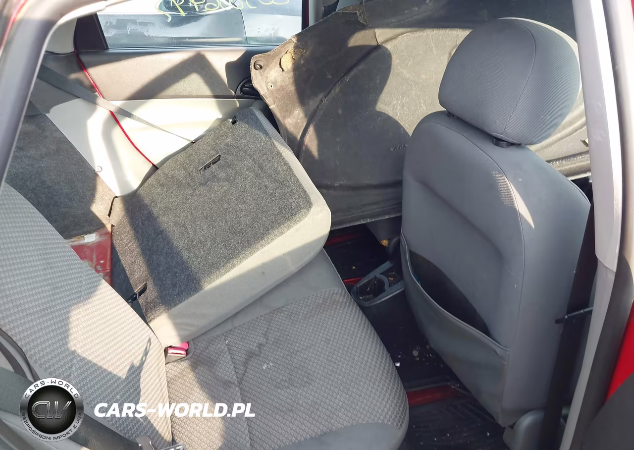 2005 Ford Focus Zx5 VIN:3FAFP37N35R152375 - 8
