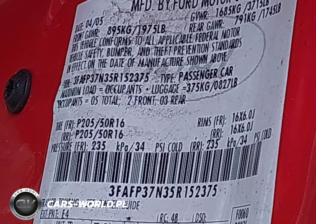 2005 Ford Focus Zx5 VIN:3FAFP37N35R152375 - 9