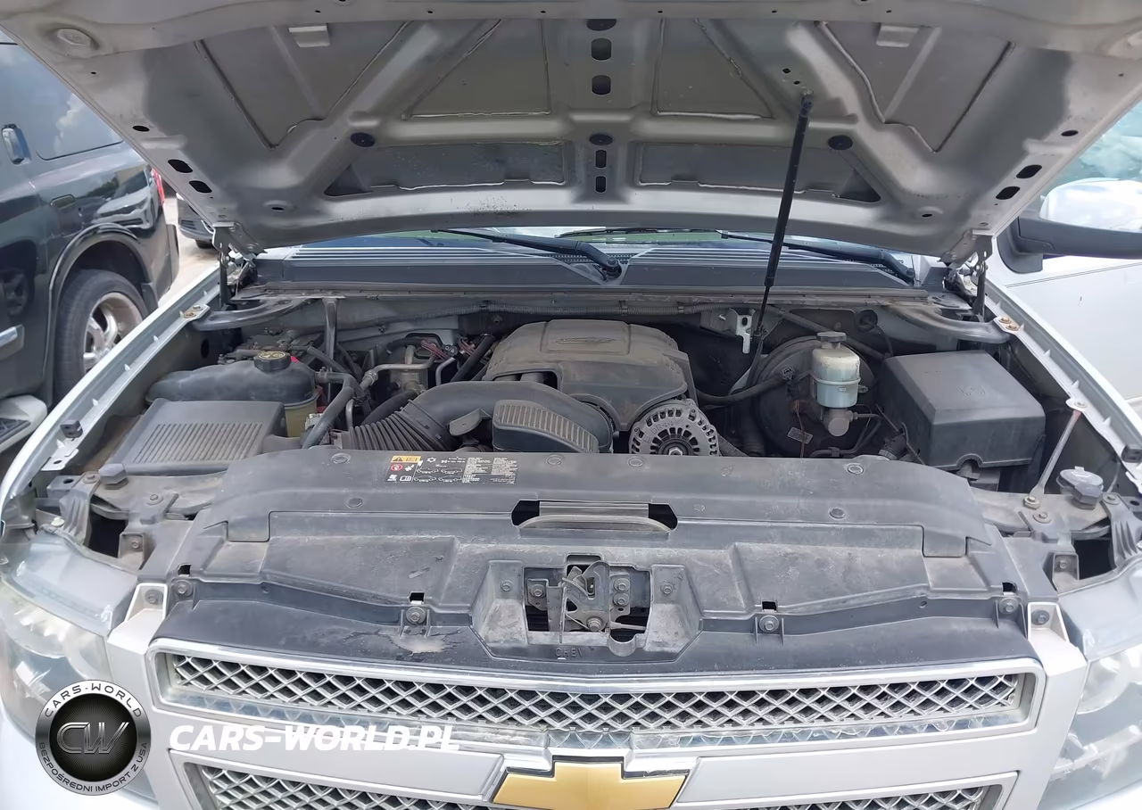 2013 Chevrolet Suburban Lt VIN:1GNSKJE77DR276571 - 10