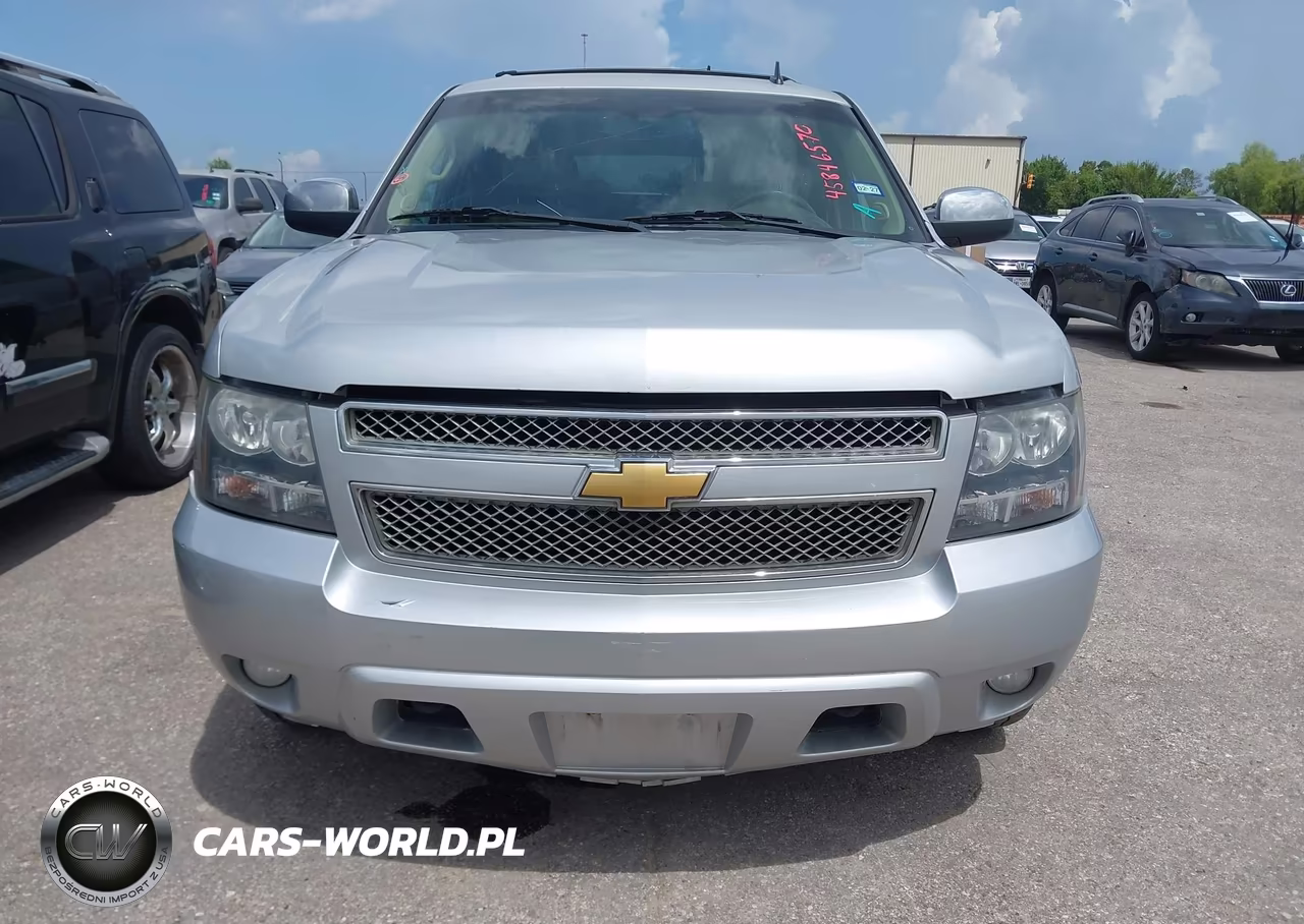 2013 Chevrolet Suburban Lt VIN:1GNSKJE77DR276571 - 12