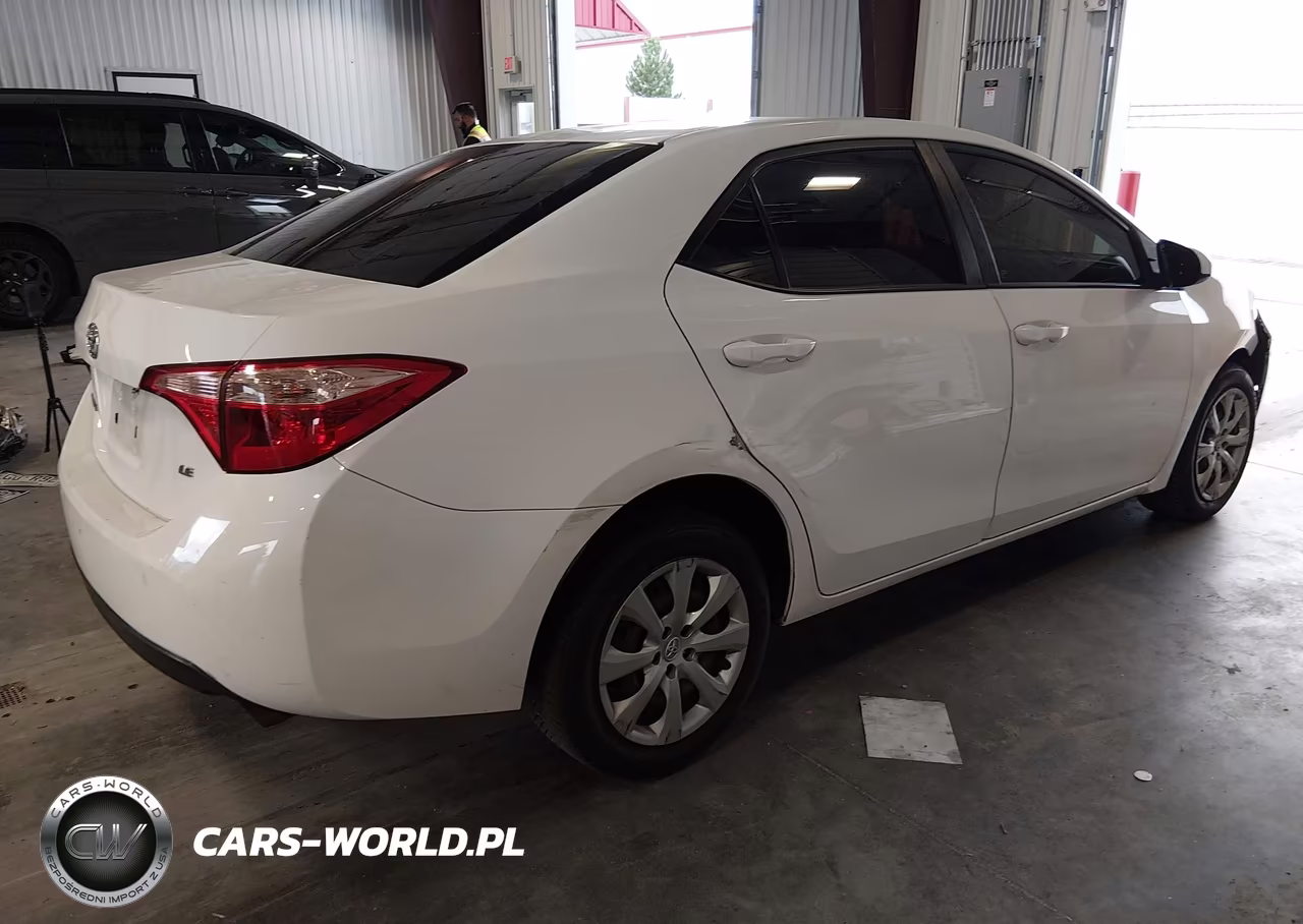 2017 TOYOTA COROLLA L VIN:5YFBURHE7HP679512 - 4