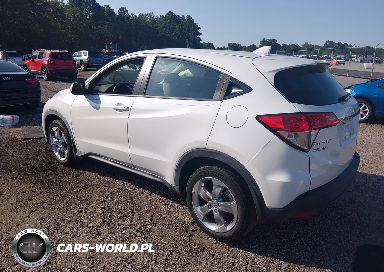 2022 Honda Hr-V 2Wd Lx VIN:3CZRU5H33NM723914 - 3