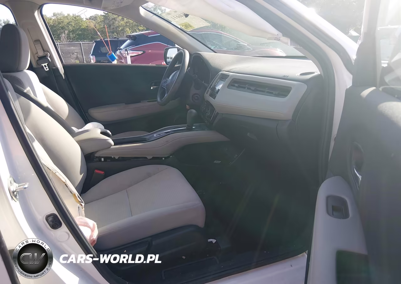 2022 Honda Hr-V 2Wd Lx VIN:3CZRU5H33NM723914 - 5