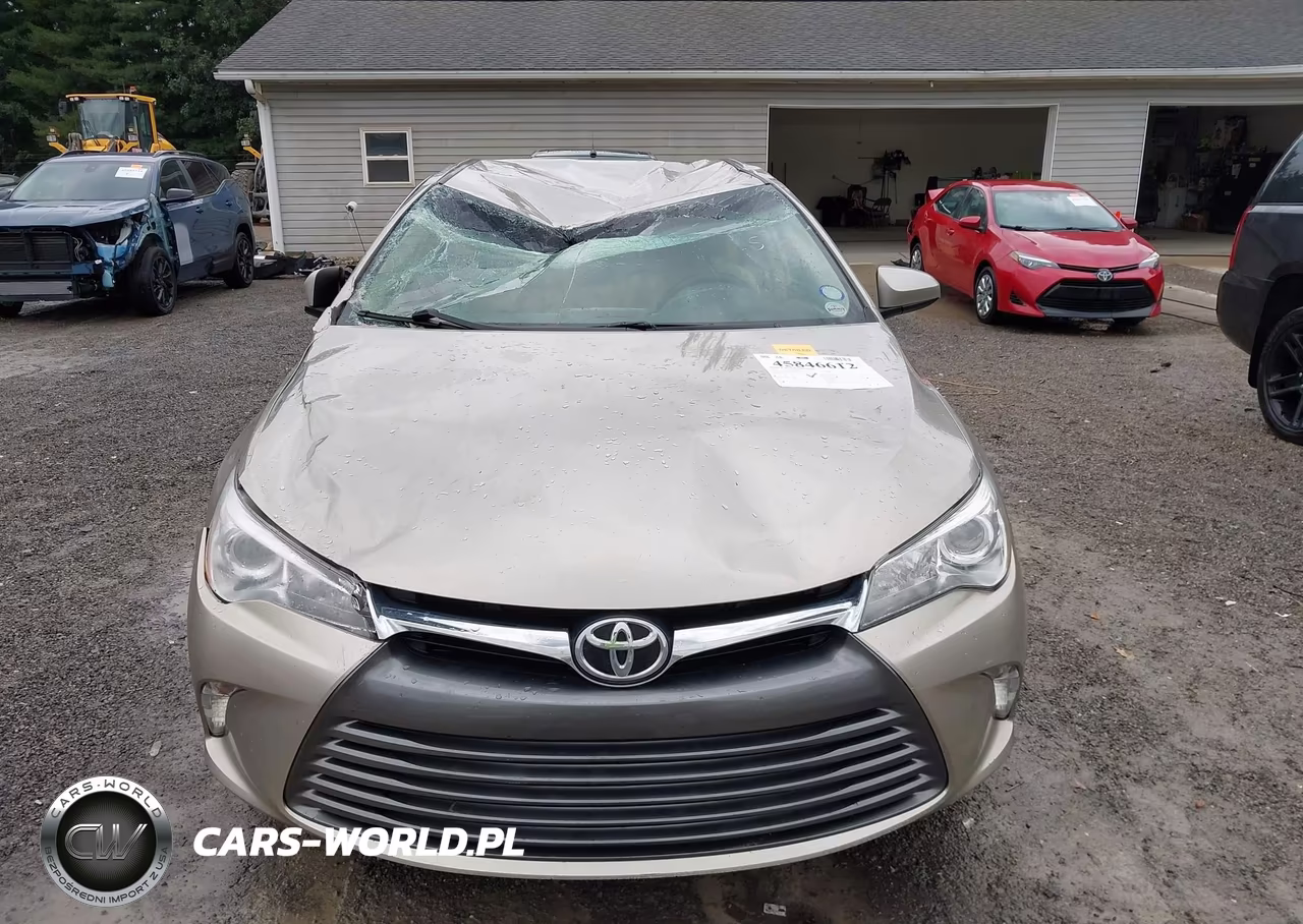 2017 Toyota Camry Le VIN:4T1BF1FKXHU700825 - 12