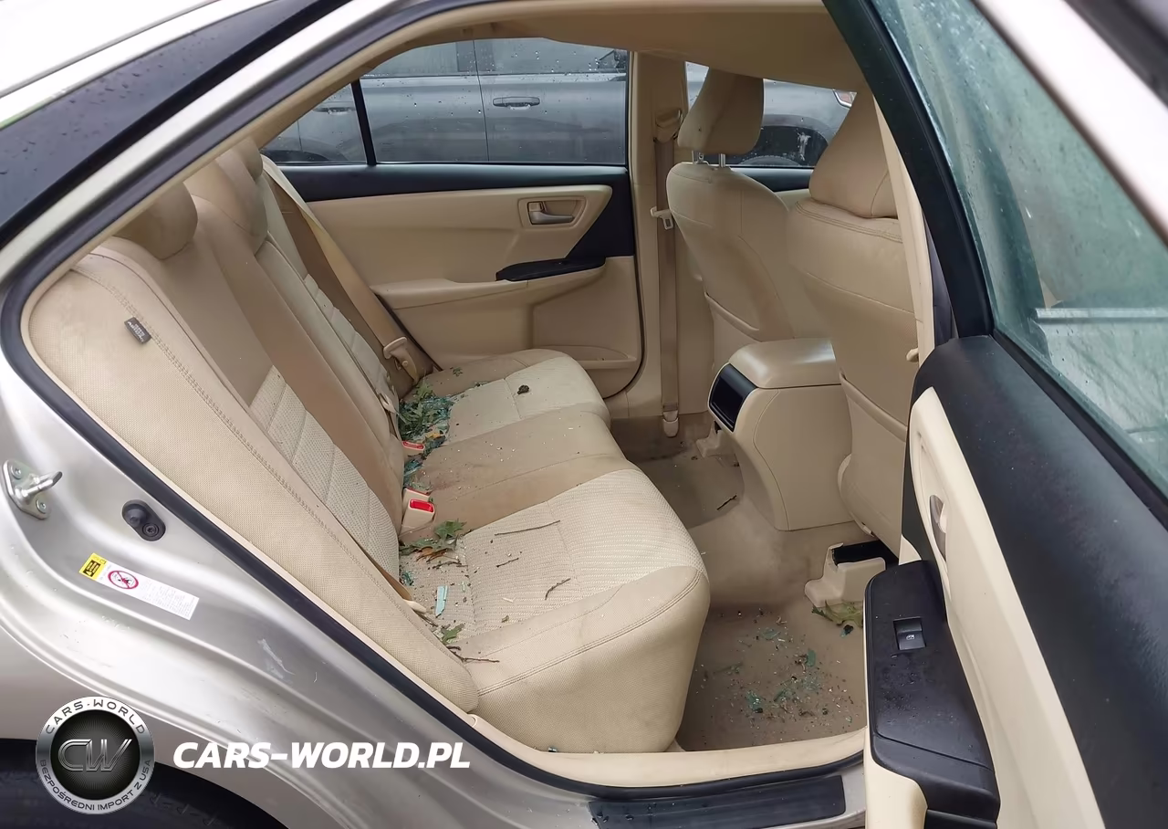 2017 Toyota Camry Le VIN:4T1BF1FKXHU700825 - 8